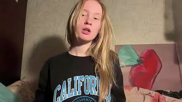 saint cat25 online show from December 8, 2024, 1:14 pm