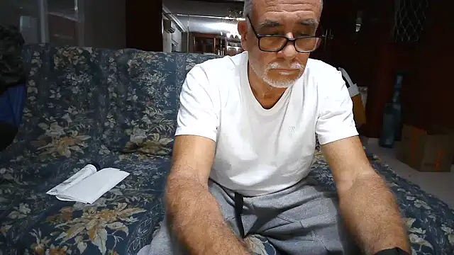 maduroguapo online show from December 17, 2024, 5:15 pm