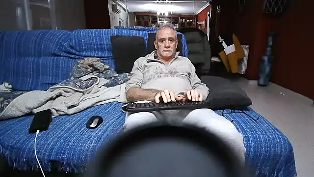 maduroguapo online show from February 6, 2025, 10:43 pm