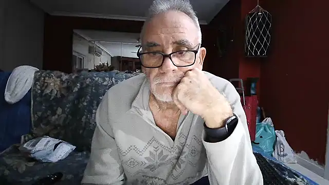 maduroguapo online show from February 8, 2025, 10:51 pm