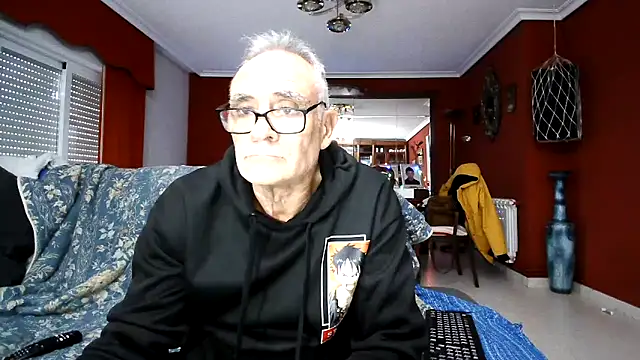 maduroguapo online show from December 18, 2025, 4:02 pm