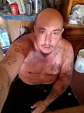 wilsons12 online show from November 7, 2025, 5:13 pm