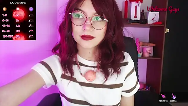 Snapshot of Celeste_Ford_18 chatting on December 22, 2025, 9:12 pm Celeste Ford 18 online show from December 22, 2025, 9:12 pm