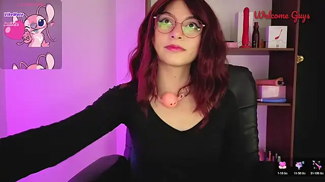 Snapshot of Celeste_Ford_18 chatting on February 6, 2026, 1:10 am Celeste Ford 18 online show from February 6, 2026, 1:10 am