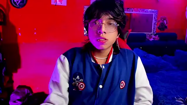 Snapshot of AnggelONfiree chatting on January 15, 2025, 4:25 am AnggelONfiree online show from January 15, 2025, 4:25 am