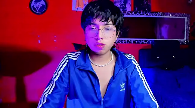 Snapshot of AnggelONfiree chatting on February 12, 2025, 4:44 am AnggelONfiree online show from February 12, 2025, 4:44 am