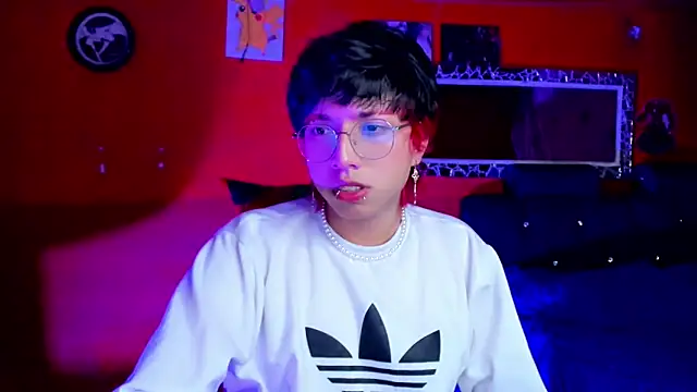 Snapshot of AnggelONfiree chatting on February 16, 2025, 6:10 am AnggelONfiree online show from February 16, 2025, 6:10 am