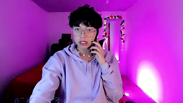 AnggelONfiree online show from November 26, 2025, 7:26 pm