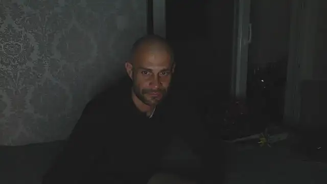 Snapshot of Zbochunec chatting on November 8, 2025, 3:18 am Zbochunec online show from November 8, 2025, 3:18 am