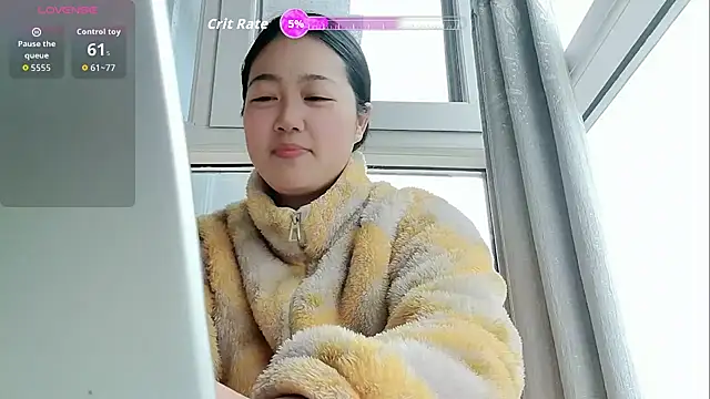 luoxuwen online show from March 1, 2026, 12:34 am