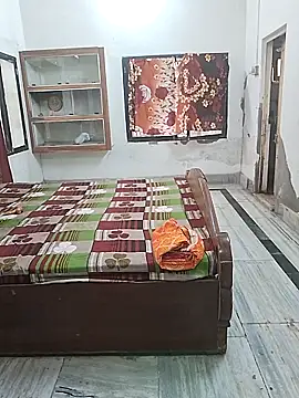 Snapshot of priya_sharma02 chatting on February 27, 2025, 5:02 am priya sharma02 online show from February 27, 2025, 5:02 am