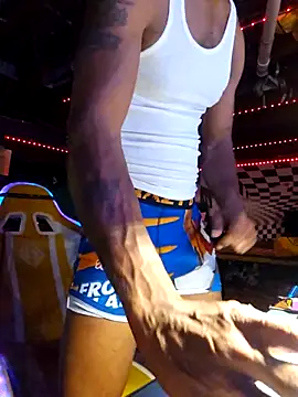 Snapshot of Cpp3377 chatting on December 21, 2025, 9:27 am Cpp3377 online show from December 21, 2025, 9:27 am