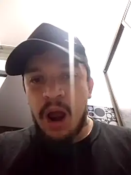 Snapshot of tony_landri chatting on February 6, 2026, 8:34 pm tony landri online show from February 6, 2026, 8:34 pm