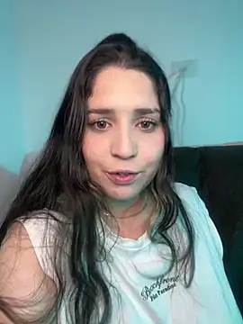 valentina jonnes1 online show from April 23, 2026, 4:57 am