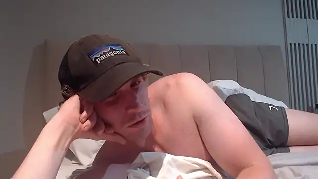 Snapshot of SigmaMatt chatting on January 13, 2026, 10:48 pm SigmaMatt online show from January 13, 2026, 10:48 pm