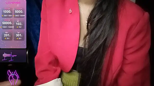 Snapshot of Sheela_oshovadi chatting on December 17, 2024, 4:21 pm Sheela oshovadi online show from December 17, 2024, 4:21 pm