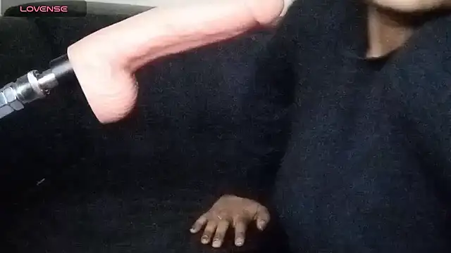 Snapshot of Sheela_oshovadi chatting on January 9, 2025, 4:06 pm Sheela oshovadi online show from January 9, 2025, 4:06 pm