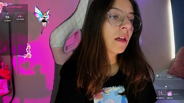 Snapshot of milly_kenner chatting on November 20, 2025, 5:23 pm milly kenner online show from November 20, 2025, 5:23 pm