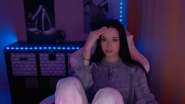 AlisaLink online show from January 23, 2025, 7:51 pm