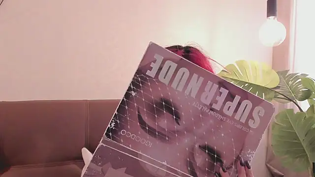 RedMeloddy online show from March 16, 2025, 7:17 pm