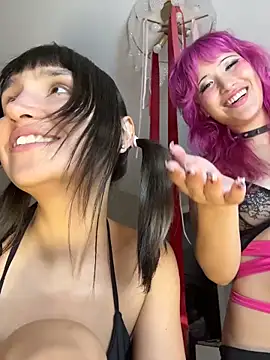 bigbabykiki online show from July 9, 2026, 7:29 pm
