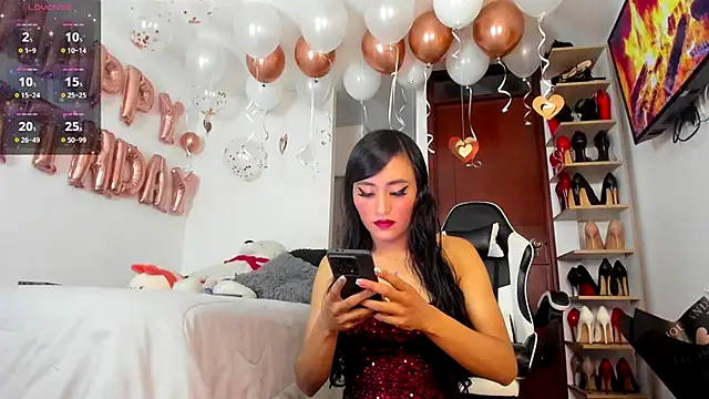 SophieBaker   online show from November 3, 2025, 4:14 am