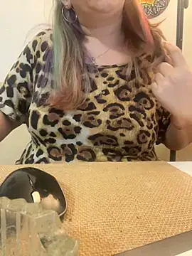 Snapshot of Popinasq chatting on September 21, 2025, 5:20 am Popinasq online show from September 21, 2025, 5:20 am