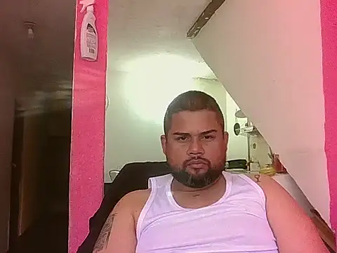 GABRIELGARCIA1313 online show from January 11, 2026, 12:54 pm