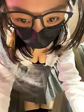 Snapshot of syy9999 chatting on March 12, 2025, 6:55 pm syy9999 online show from March 12, 2025, 6:55 pm