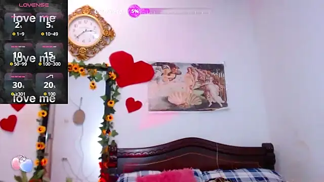 MeganCrouch online show from October 27, 2025, 7:07 pm