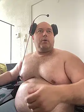 Snapshot of BigromeoXX chatting on March 29, 2026, 12:49 pm BigromeoXX online show from March 29, 2026, 12:49 pm