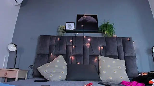 DulceAurora   online show from February 27, 2026, 2:55 am