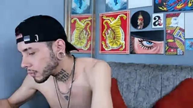 MurdockH online show from December 19, 2025, 9:00 pm