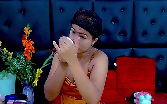 Snapshot of Isalombardi chatting on February 7, 2026, 2:59 am Isalombardi online show from February 7, 2026, 2:59 am