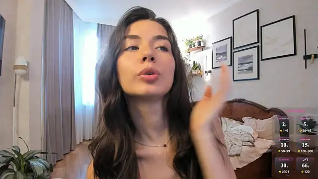 Snapshot of NicoleLuv chatting on June 30, 2026, 4:52 pm NicoleLuv online show from June 30, 2026, 4:52 pm