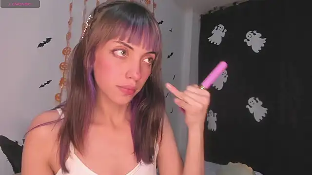 MiaGoth  online show from October 23, 2025, 4:23 am