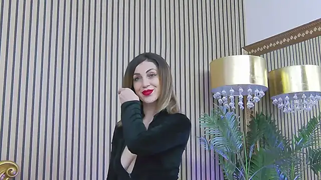 EmaSkyes online show from February 24, 2025, 10:15 am