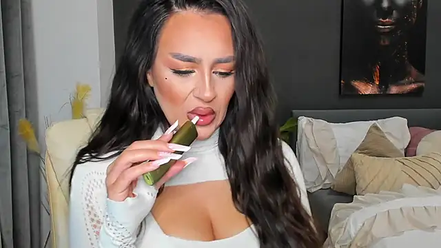 Sonia  Rey online show from February 19, 2026, 6:15 pm