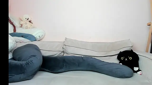 daeneryy online show from January 16, 2025, 1:37 am