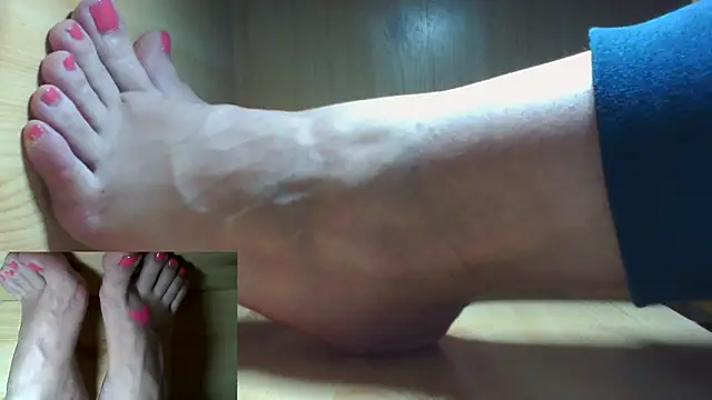 Snapshot of Siliconefucker chatting on April 14, 2026, 8:37 pm Siliconefucker online show from April 14, 2026, 8:37 pm