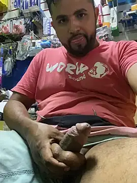 Sheik z o online show from March 18, 2025, 5:53 pm