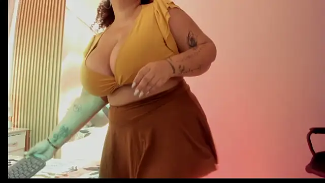 MaraaSweett online show from November 27, 2025, 2:57 am