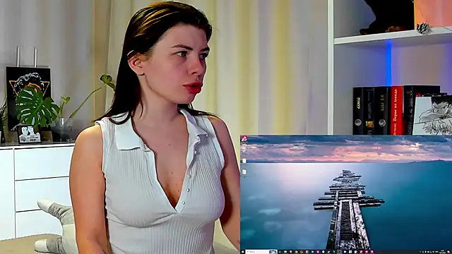 Snapshot of callmetori chatting on January 2, 2025, 9:43 am callmetori online show from January 2, 2025, 9:43 am