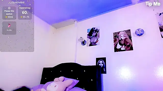 Elissa taylor  online show from November 19, 2025, 7:14 pm