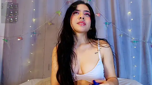 Snapshot of adara_johnson__ chatting on January 18, 2026, 11:47 am adara johnson online show from January 18, 2026, 11:47 am
