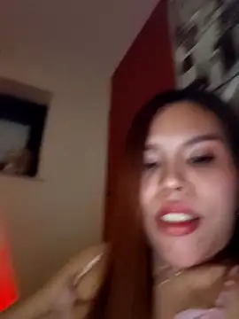 MySecrets01 online show from April 17, 2026, 8:34 pm