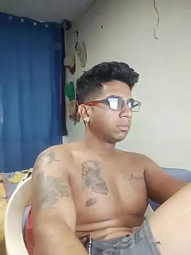 FitGeorge online show from November 28, 2025, 9:28 pm