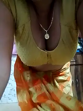 Snapshot of jiyahot1432 chatting on February 3, 2025, 6:28 pm jiyahot1432 online show from February 3, 2025, 6:28 pm