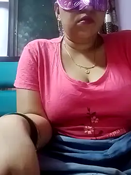 Snapshot of jiyahot1432 chatting on February 27, 2025, 7:04 pm jiyahot1432 online show from February 27, 2025, 7:04 pm