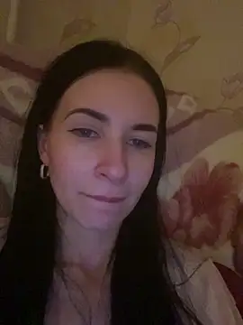 Starry Siren online show from December 18, 2025, 5:52 pm